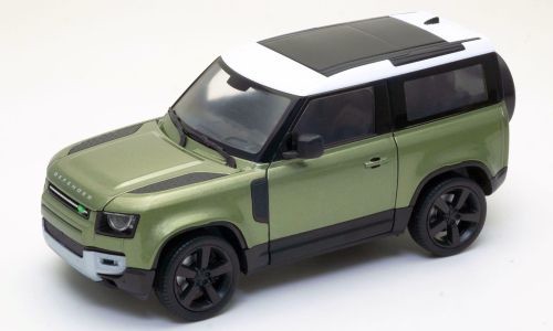 Land Rover Defender, grün/weiss, 20 1:24